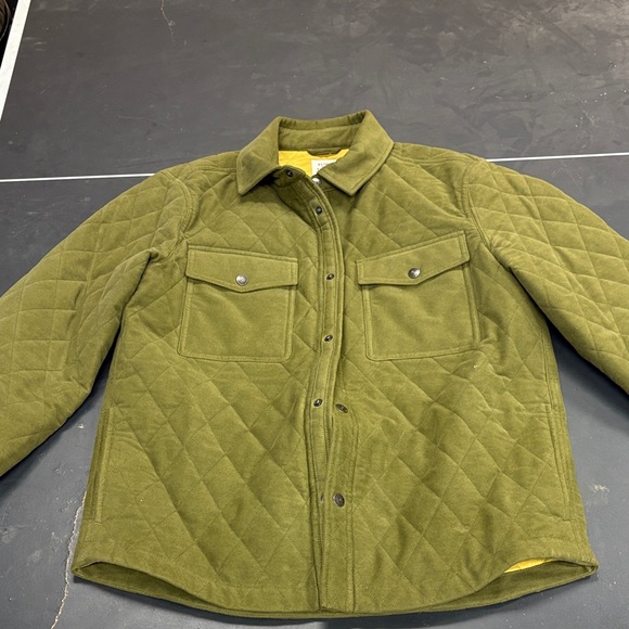 flint and tinder Other - Flint and Tinder Olive Quilted Men's Jacket